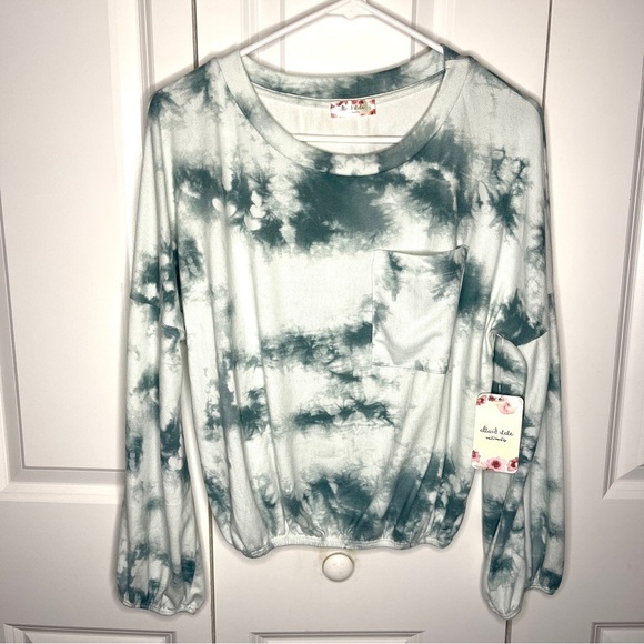 NWT Altar’d State Tie Dye Elastic Hem Cropped Shirt Size Small Blue White New - Picture 1 of 7